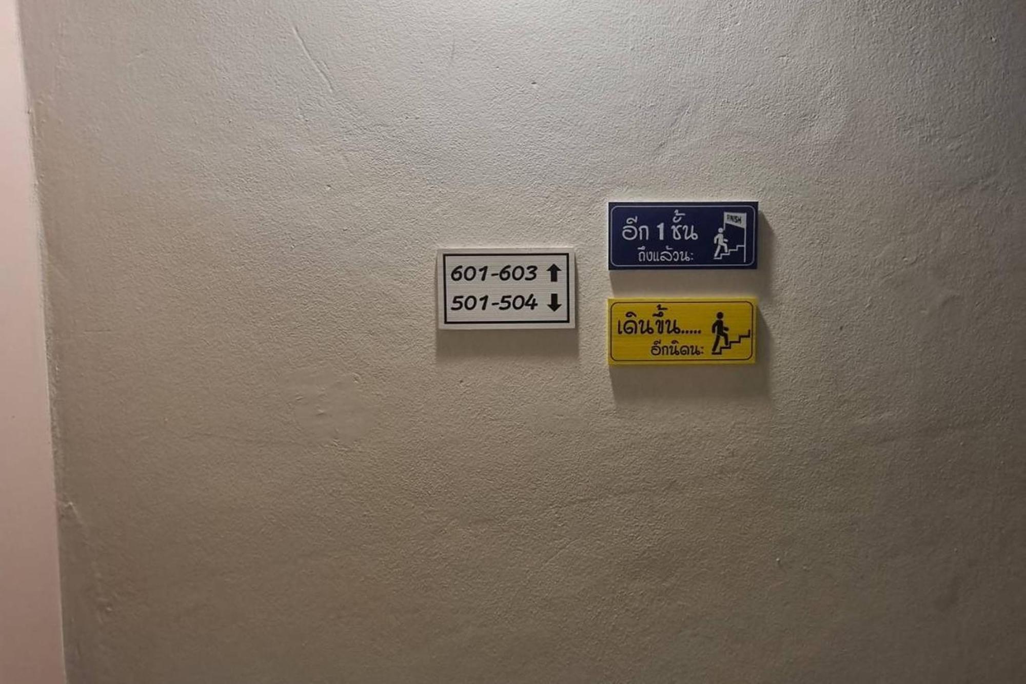 Bnb98 Silom Hotel Bangkok Eksteriør billede