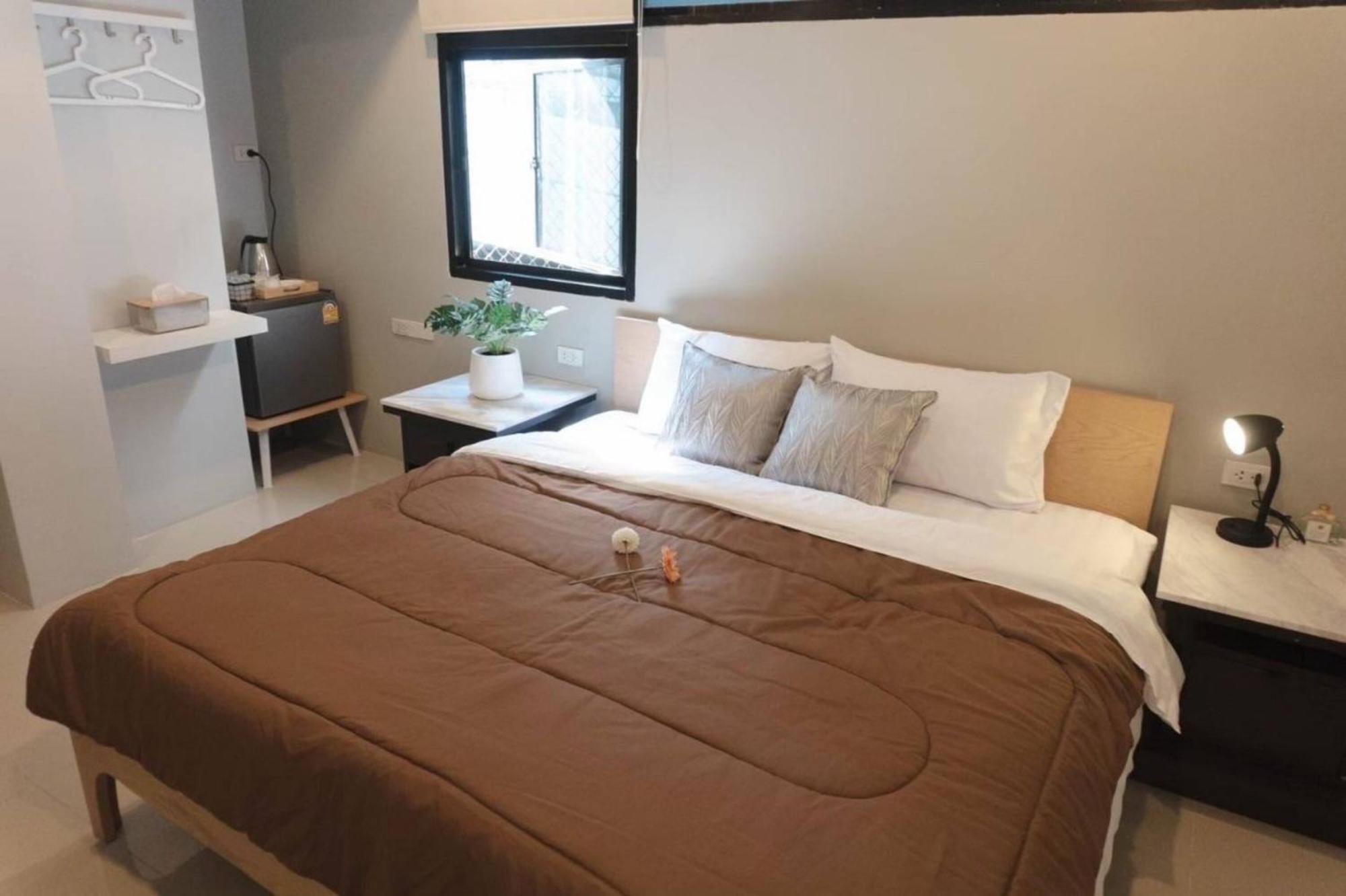 Bnb98 Silom Hotel Bangkok Eksteriør billede